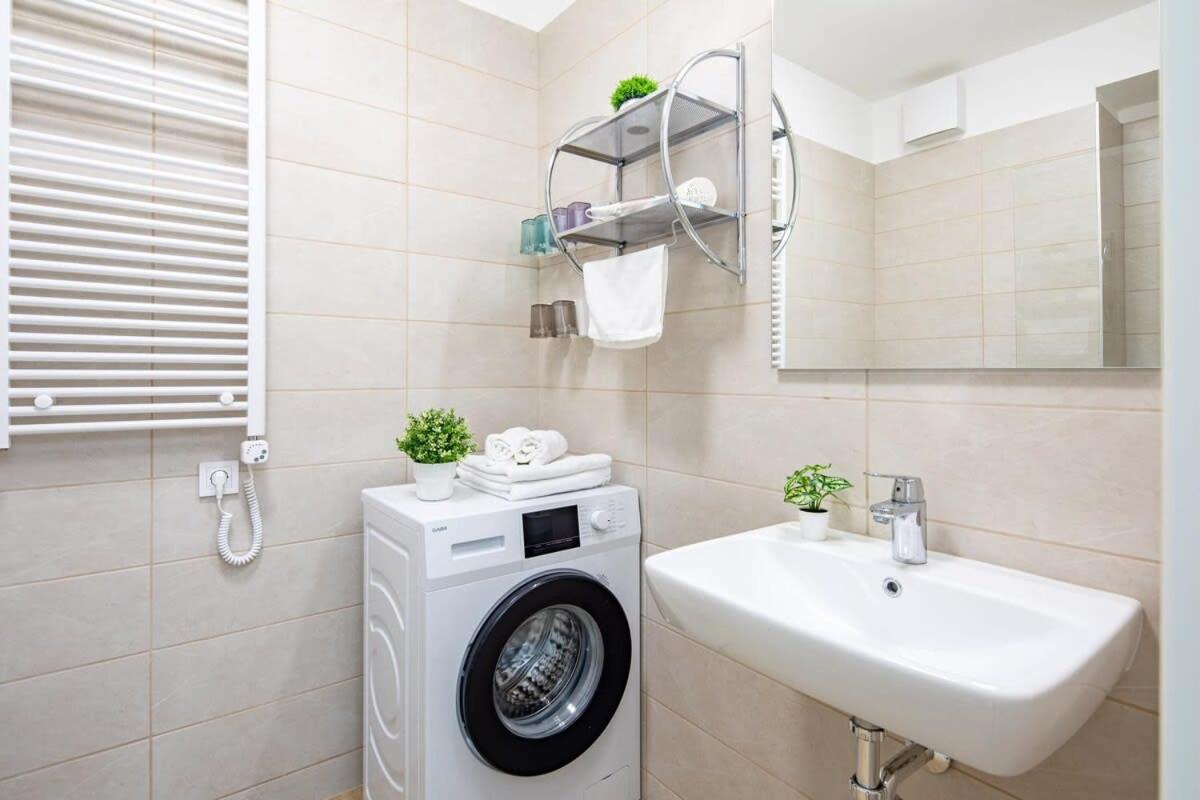 Free Parking - Balcony - Sunny - New Διαμέρισμα Βουδαπέστη Εξωτερικό φωτογραφία